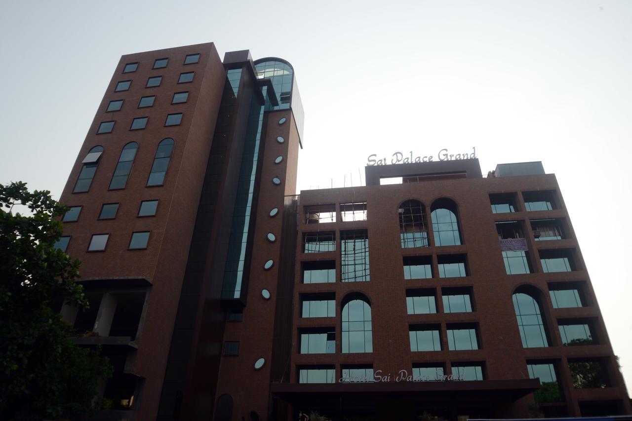 Sai Palace Grand, Malad Bombaj Zewnętrze zdjęcie