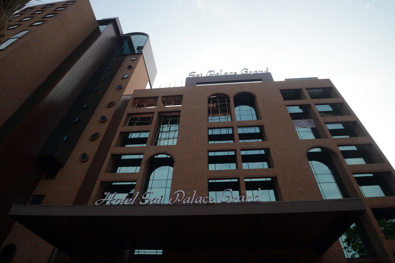 Sai Palace Grand, Malad Bombaj Zewnętrze zdjęcie