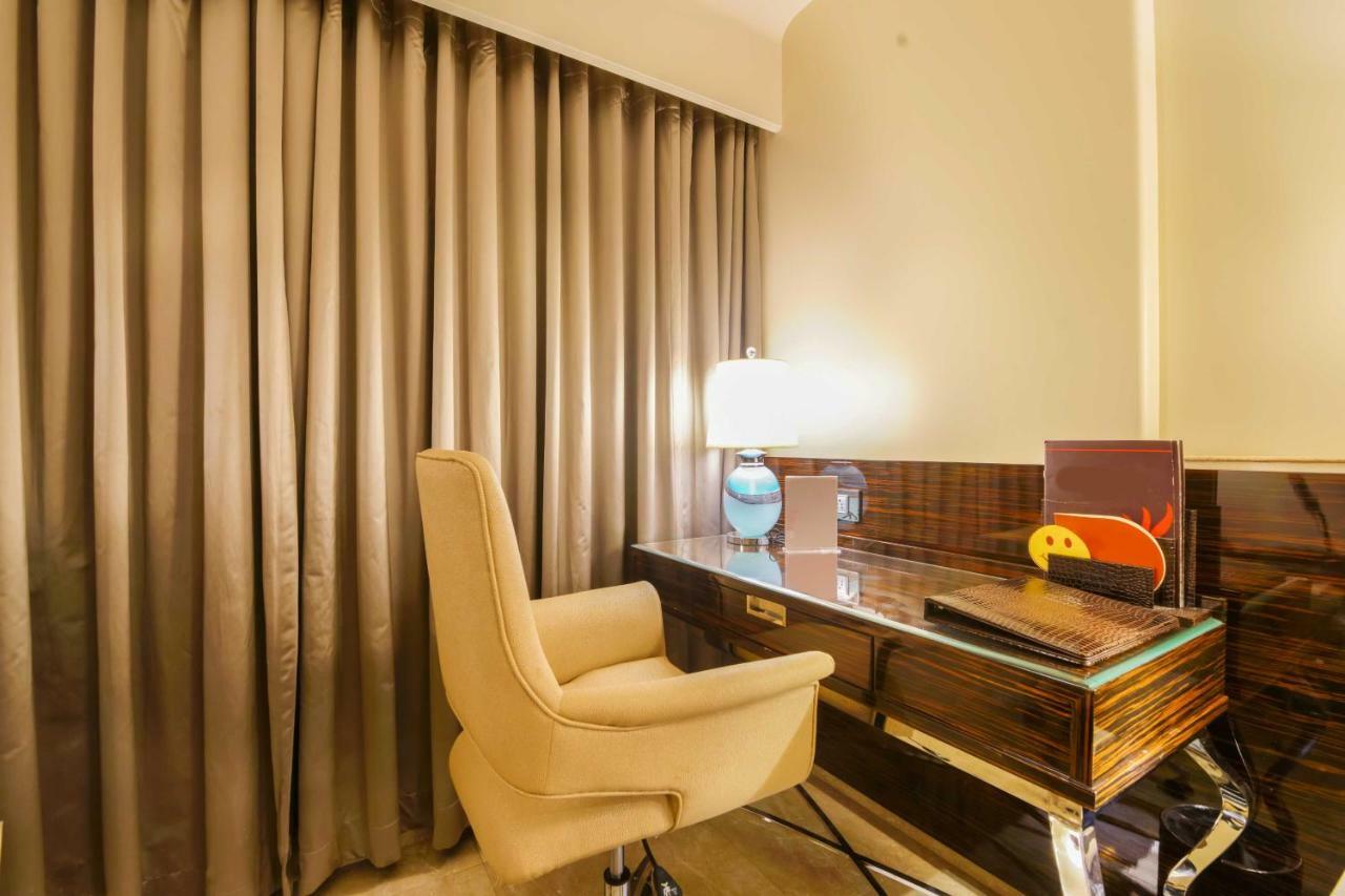 Sai Palace Grand, Malad Bombaj Zewnętrze zdjęcie